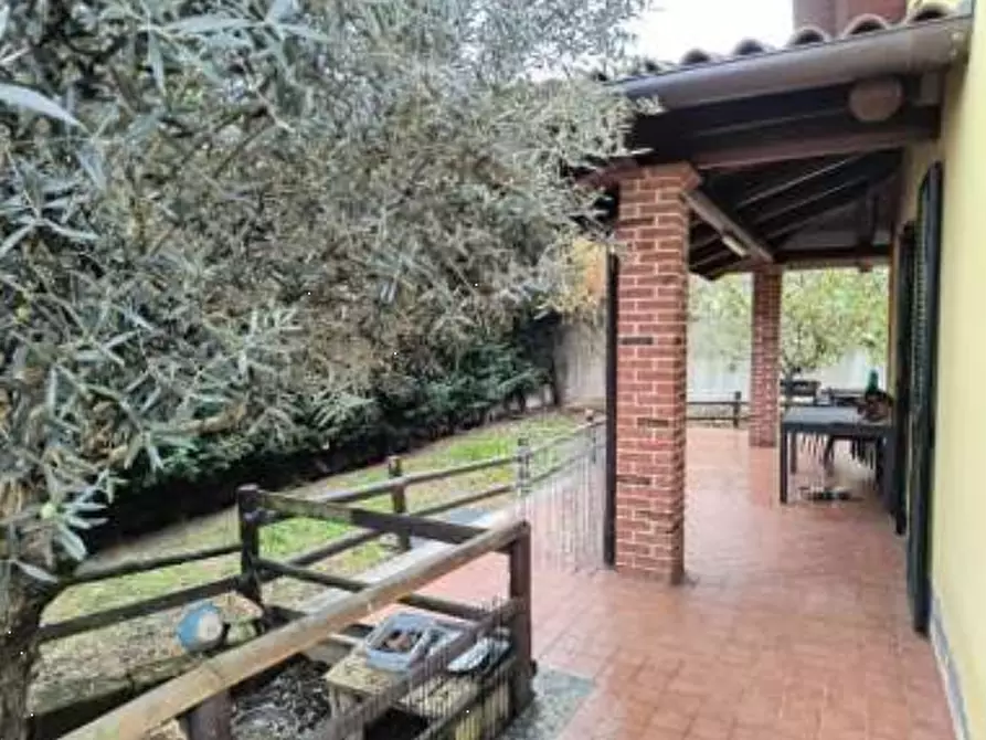 Immagine 9 di Villa in vendita  in Via Avvocato Sebastiano Filipello a Castelnuovo Don Bosco