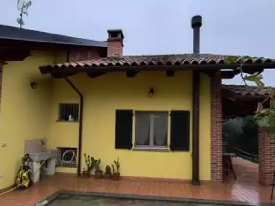 Immagine 4 di Villa in vendita  in Via Avvocato Sebastiano Filipello a Castelnuovo Don Bosco