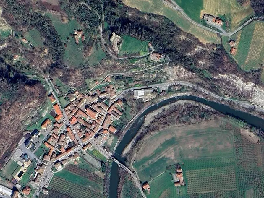 Immagine 11 di Appartamento in vendita  in Piazza dante a Vesime