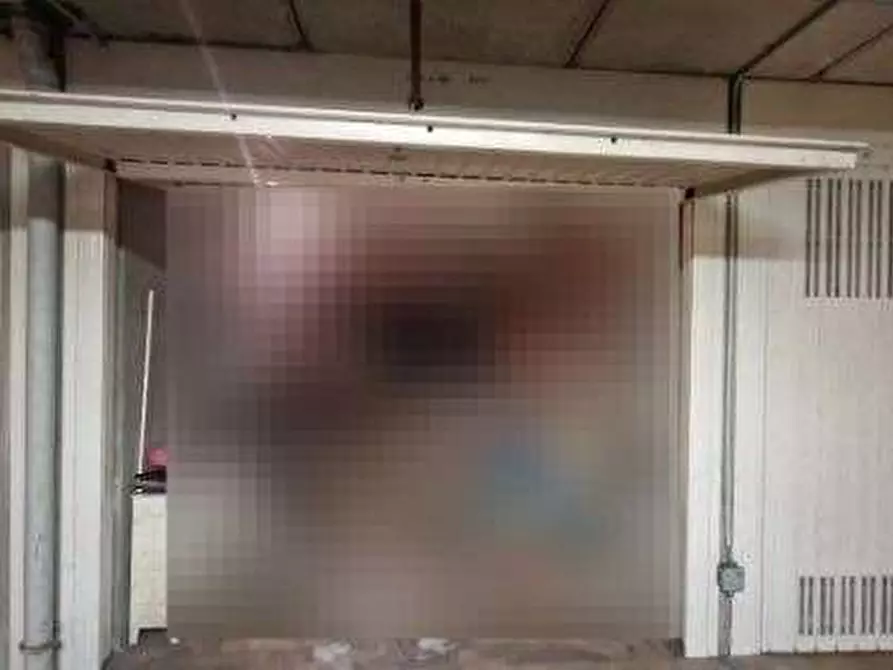 Immagine 1 di Garage in vendita  in Piazza Adriano a Torino