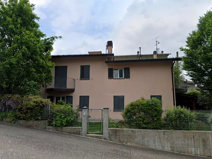 Immagine 9 di Stabile in vendita  in Vicolo Latta a Langhirano