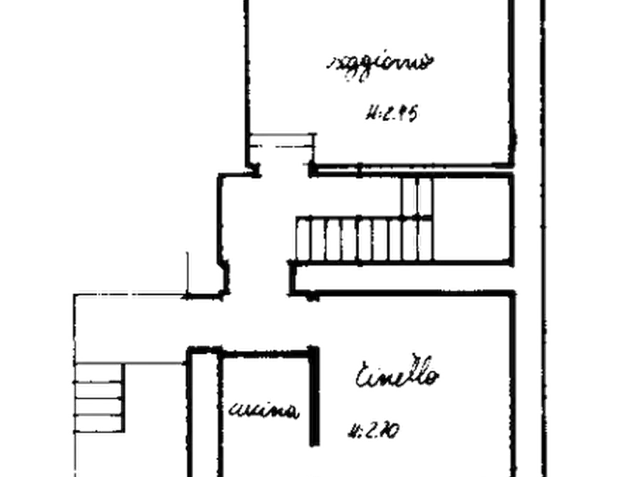 Immagine 17 di Stabile in vendita  in Vicolo Latta a Langhirano
