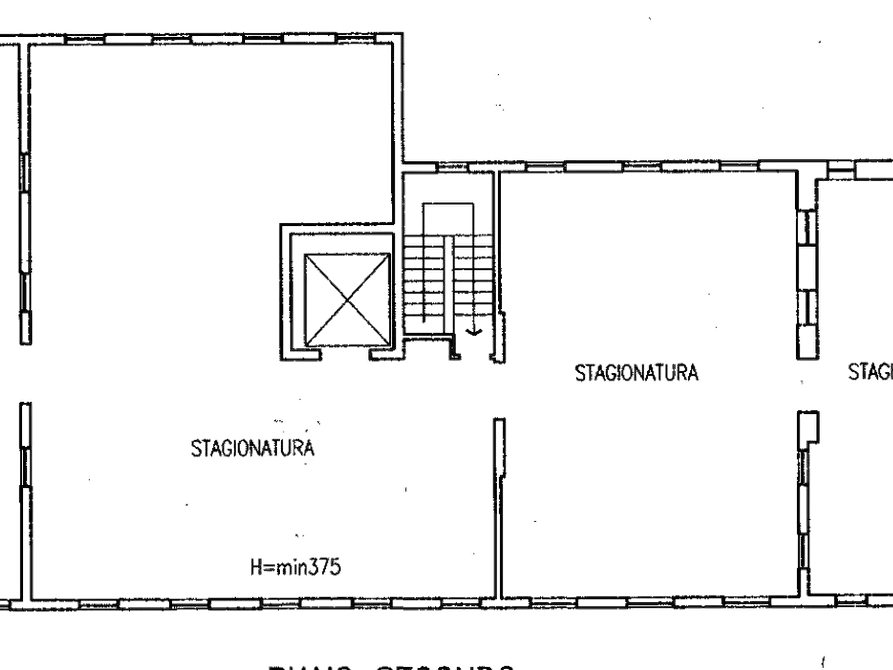 Immagine 24 di Stabile in vendita  in Vicolo Latta a Langhirano