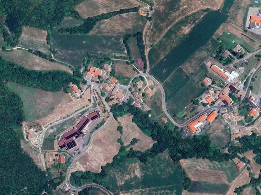 Immagine 30 di Stabile in vendita  in Vicolo Latta a Langhirano