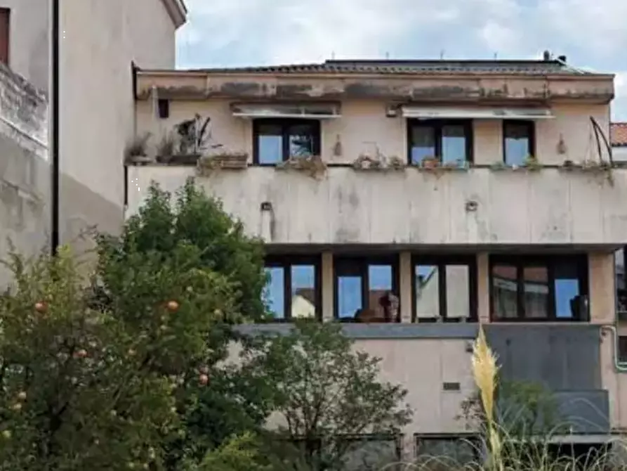 Immagine 3 di Appartamento in vendita  in Via Dal Molin  a Arzignano