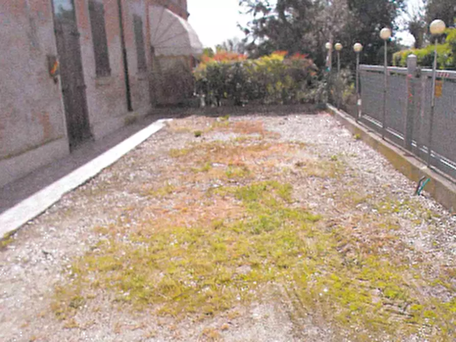 Immagine 4 di Porzione di villa in vendita  in Via Paglioni a Portomaggiore