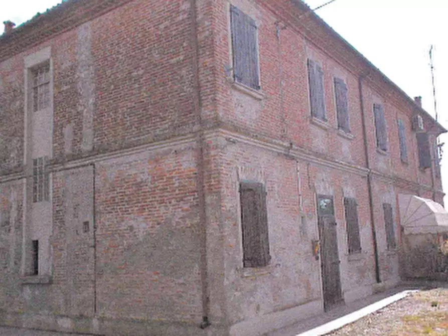 Immagine 6 di Porzione di villa in vendita  in Via Paglioni a Portomaggiore