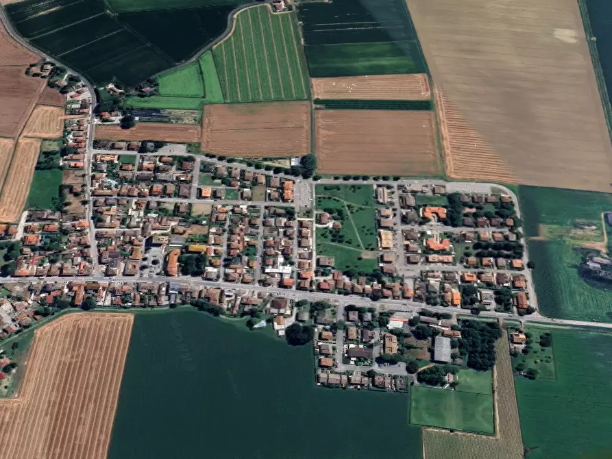 Immagine 16 di Appartamento in vendita  in via Santo Stefano a Ravenna