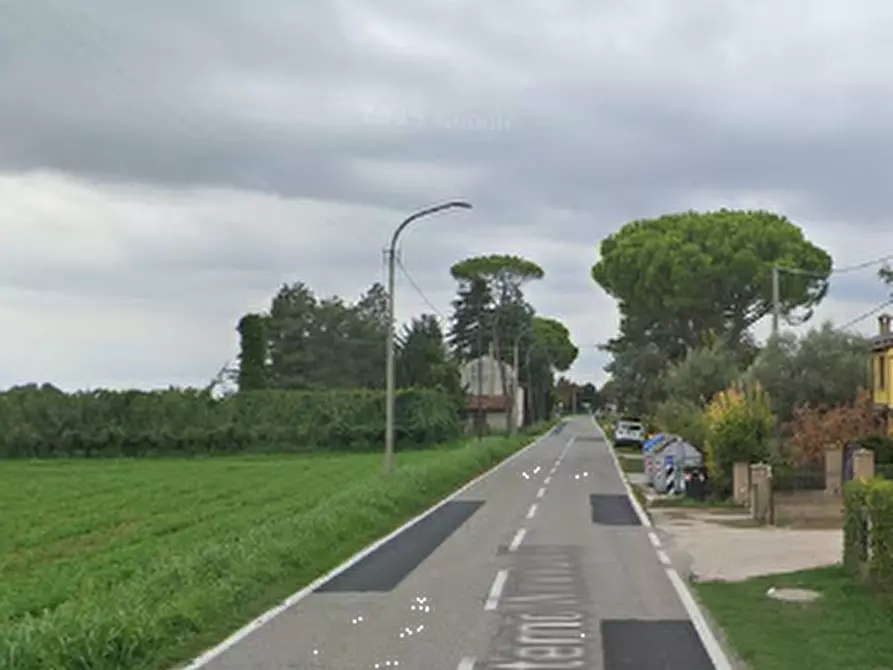 Immagine 4 di Garage in vendita  in Via Santerno Ammonite a Ravenna