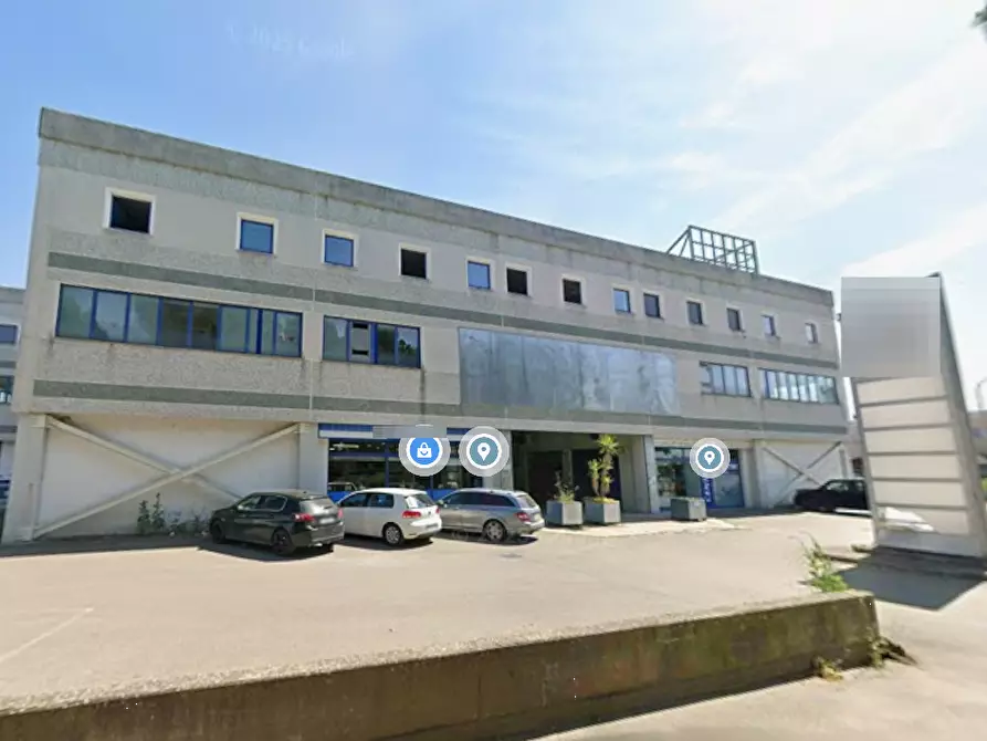 Immagine 10 di Negozio in vendita  in Via Aldo Bartocci a Terni