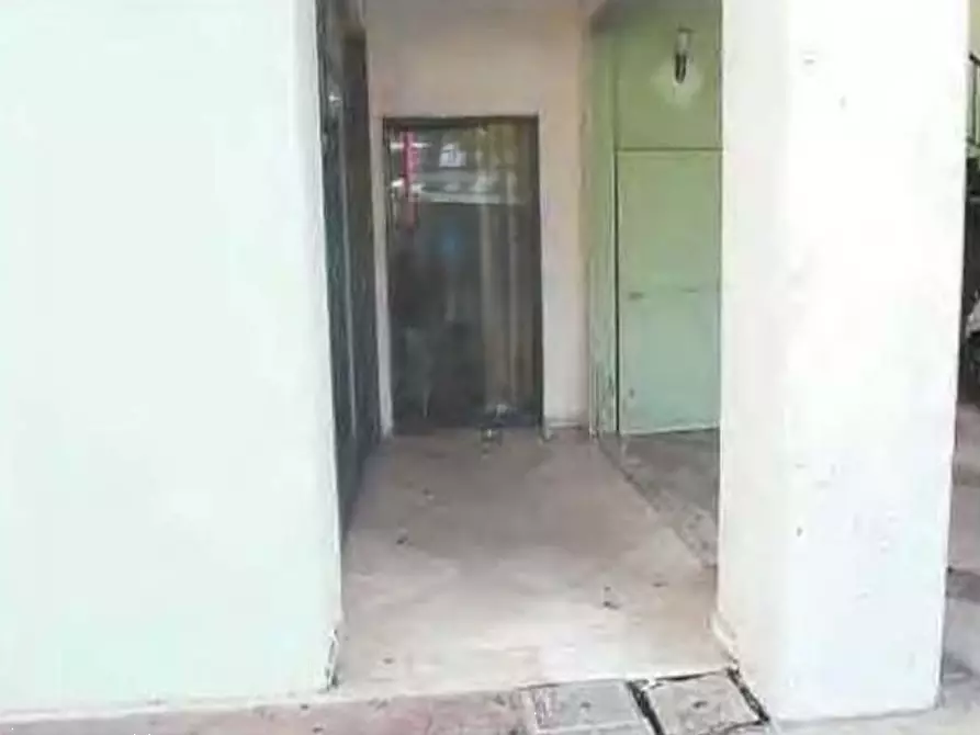 Immagine 3 di Negozio in vendita  in Via Aldo Bartocci a Terni