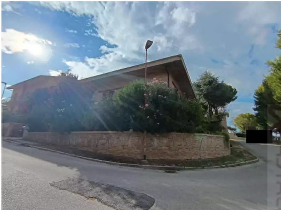 Immagine 7 di Villa in vendita  in Via del Turismo a Recanati