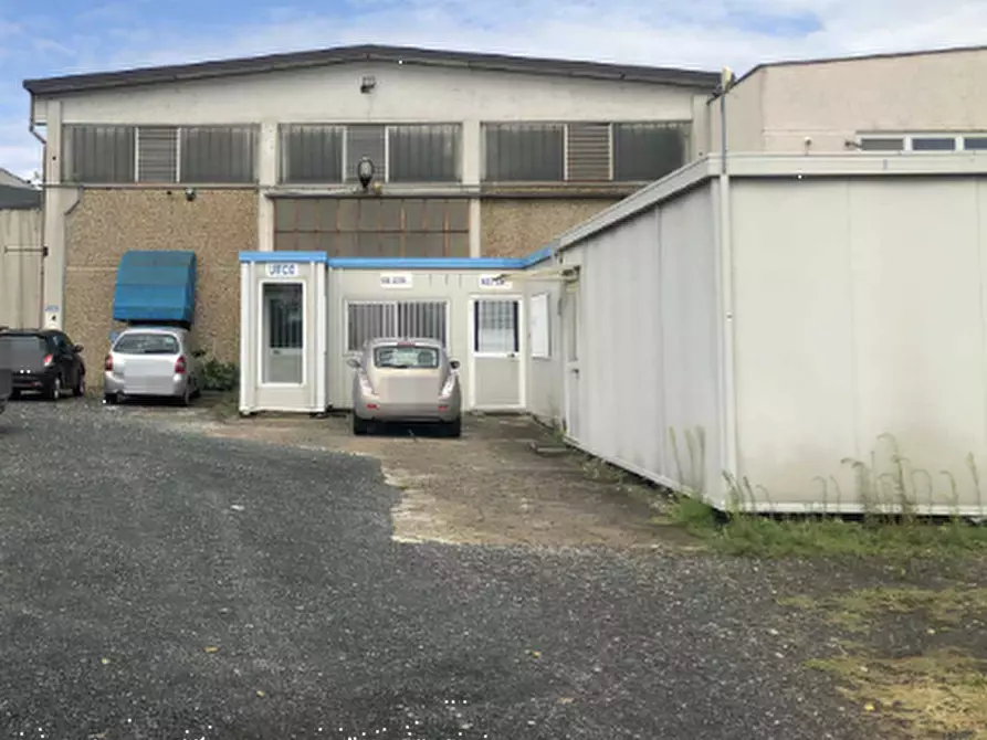 Immagine 2 di Capannone industriale in vendita  in Frazione Fornio a Fidenza