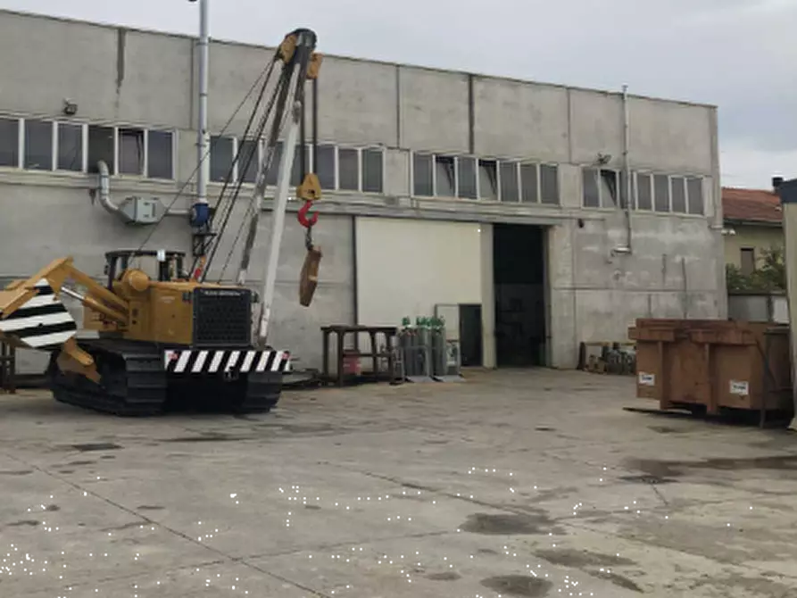 Immagine 5 di Capannone industriale in vendita  in Frazione Fornio a Fidenza