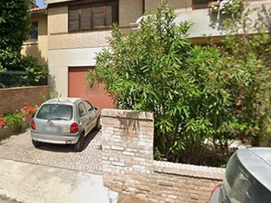 Immagine 22 di Villa in vendita  in Via del Turismo a Recanati
