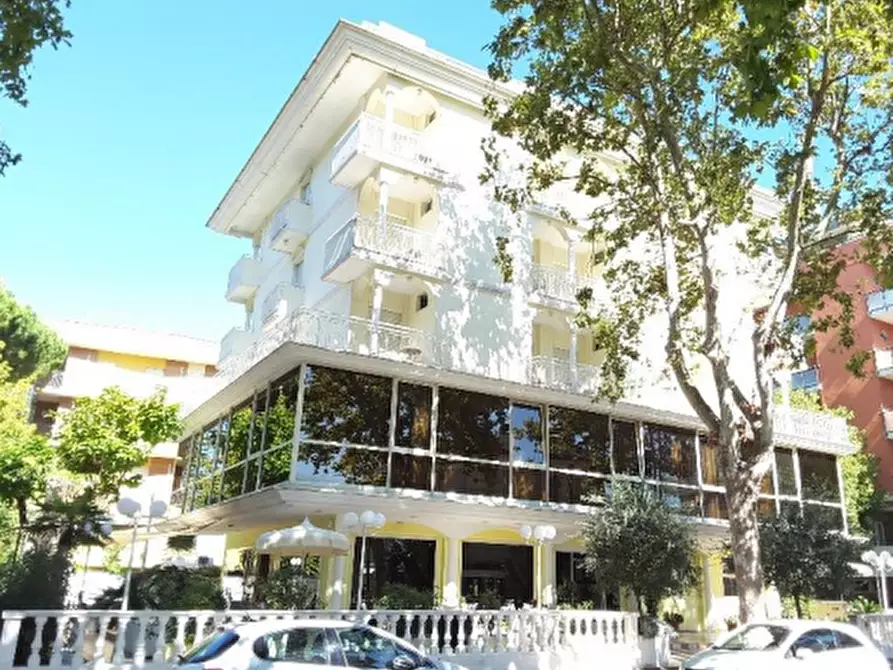 Immagine 2 di Hotel in vendita  in Via Giovanni da Verrazzano a Cesenatico