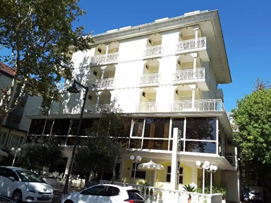 Immagine 5 di Hotel in vendita  in Via Giovanni da Verrazzano a Cesenatico
