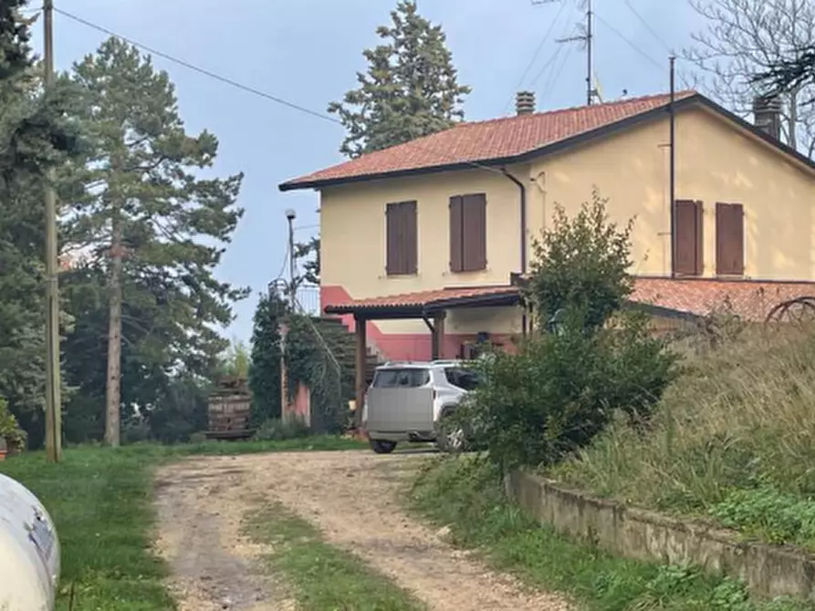 Immagine 1 di Casa indipendente in vendita  in Via Raggi a Borgo Tossignano