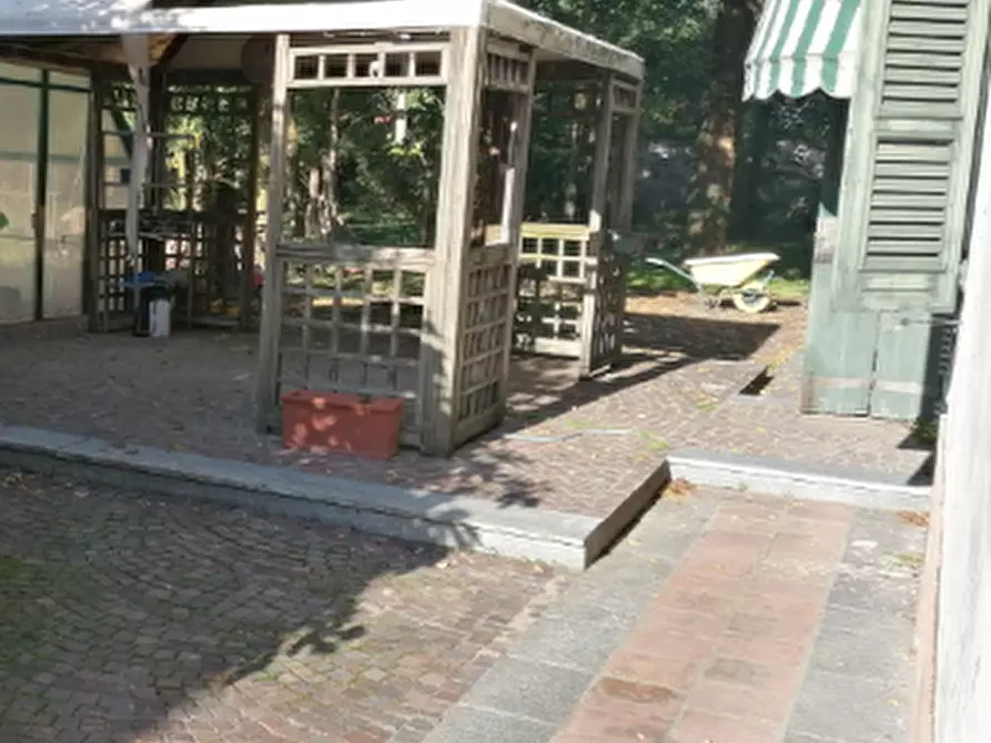 Immagine 9 di Villa in vendita  in Stradello Perizzi a Parma