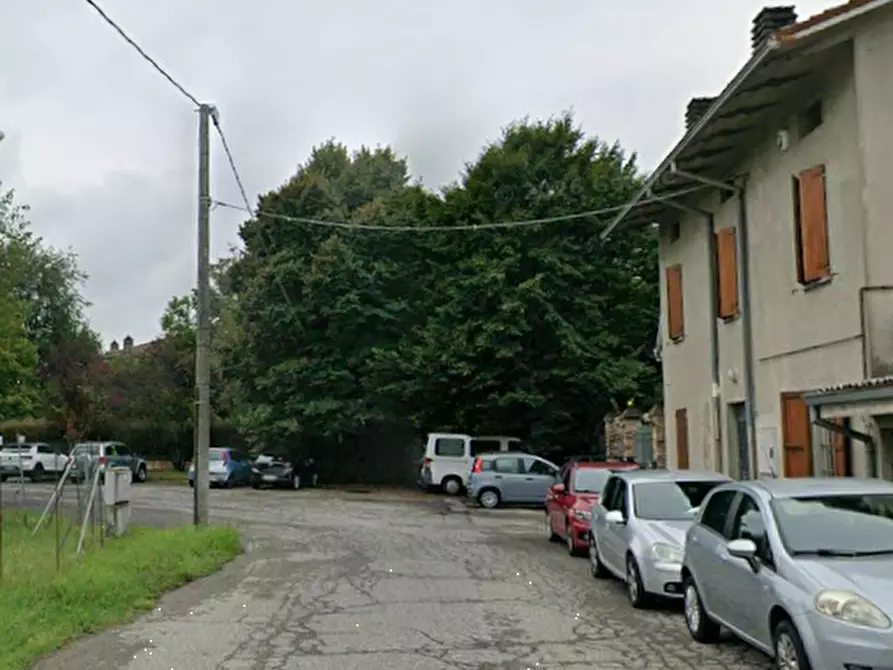 Immagine 10 di Villa in vendita  in Stradello Perizzi a Parma