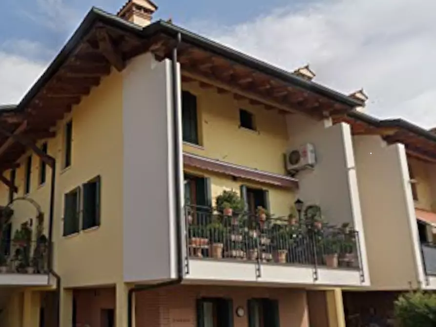 Immagine 5 di Appartamento in vendita  in Via L. Grassi a Bolzano Vicentino