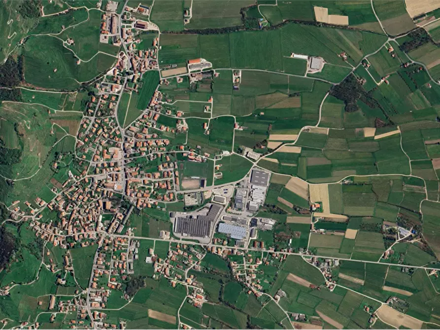 Immagine 16 di Stabile in vendita  in Via dei Patrioti a Farra Di Soligo