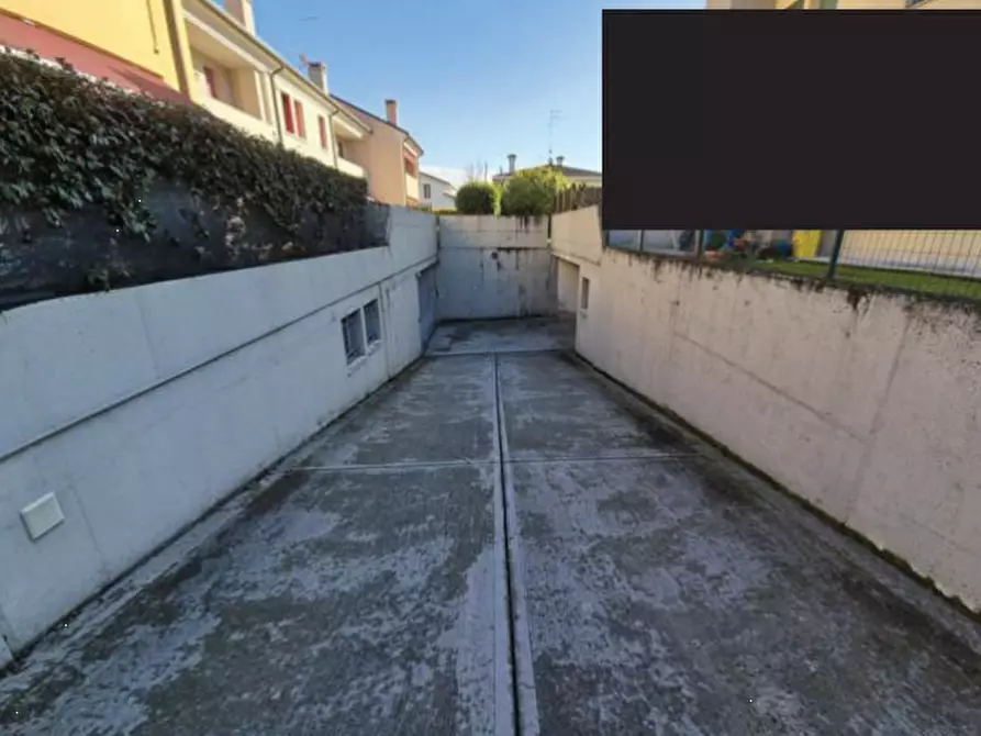 Immagine 9 di Porzione di casa in vendita  in Via L. Einaudi a Mareno Di Piave