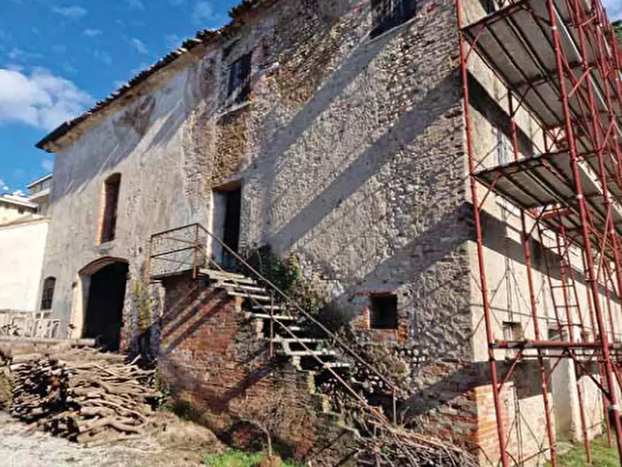 Immagine 10 di Villa in vendita  in Corso Giuseppe Mazzini a Montebelluna