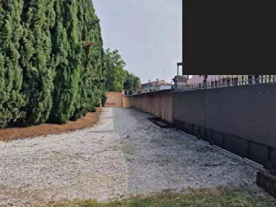 Immagine 21 di Villa in vendita  in Corso Giuseppe Mazzini a Montebelluna