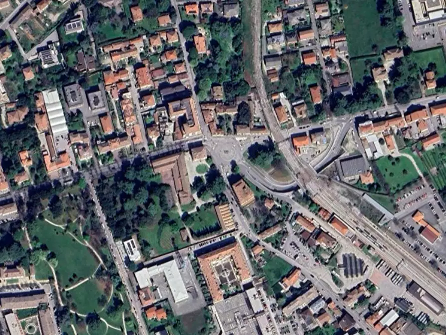 Immagine 16 di Negozio in vendita  in Corso Giuseppe Mazzini a Montebelluna