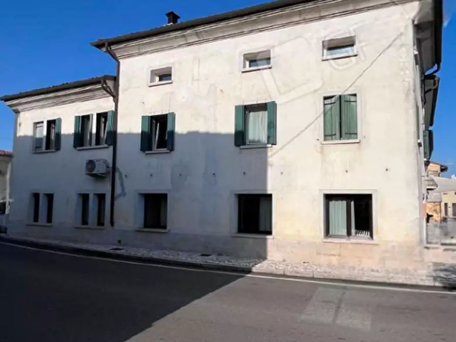 Immagine 3 di Negozio in vendita  in Frazione Ciano a Crocetta Del Montello
