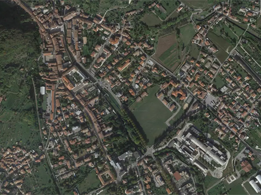 Immagine 24 di Stabile in vendita  in Viale Camillo Cavour a Vittorio Veneto