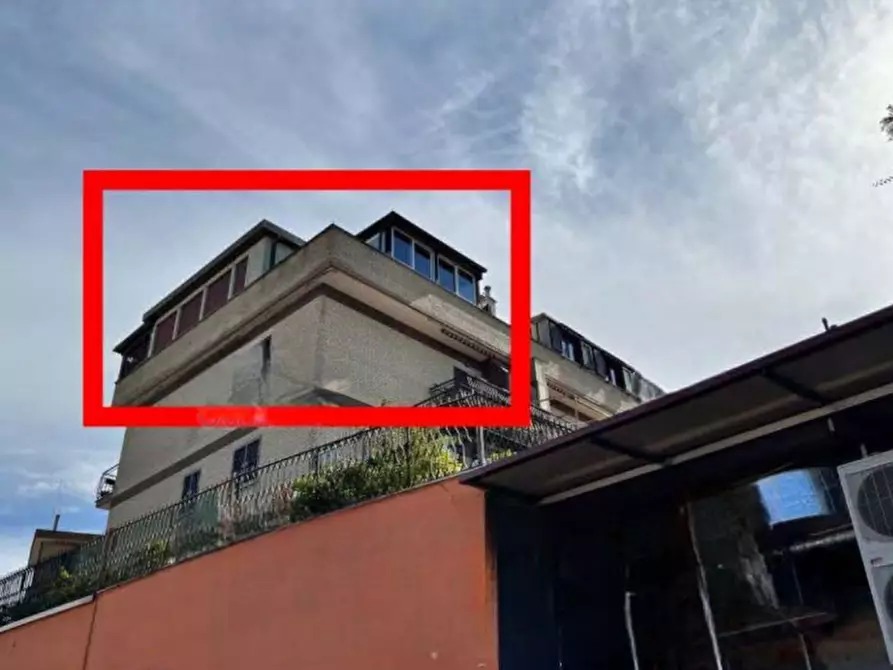 Immagine 2 di Appartamento in vendita  in Via Monte S. Savino a Roma