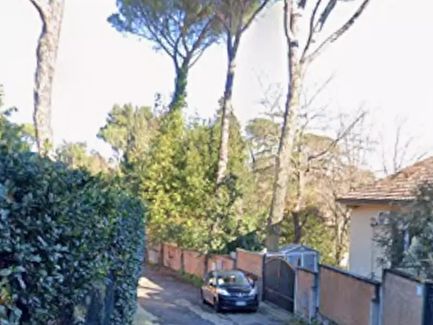 Immagine 2 di Appartamento in vendita  in Via Sirmione a Roma