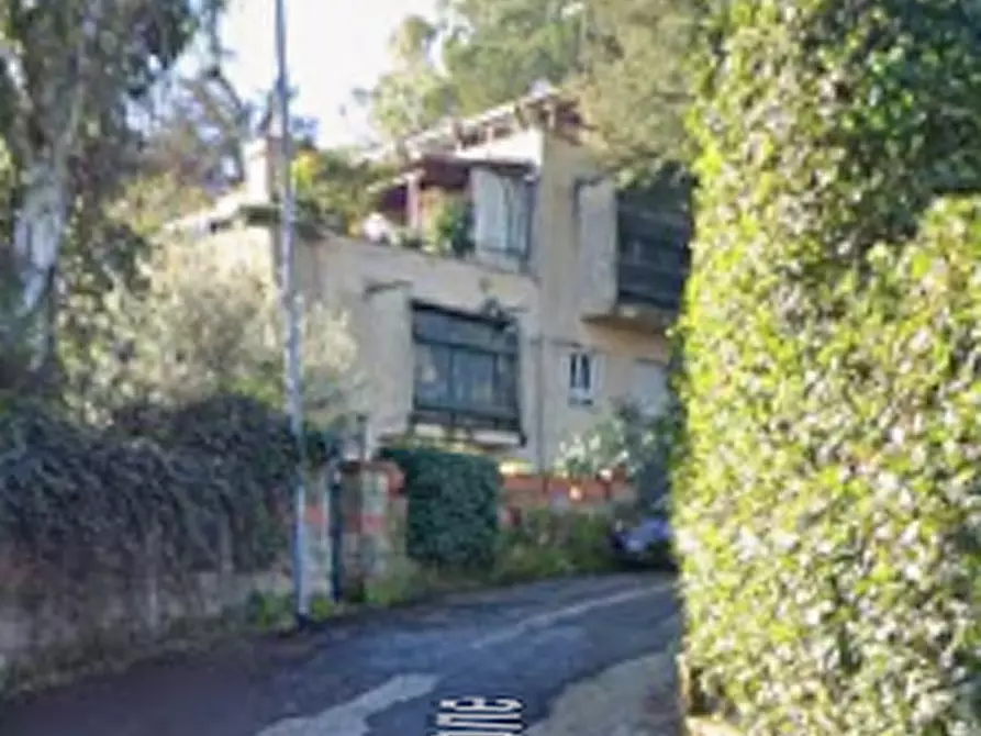 Immagine 3 di Appartamento in vendita  in Via Sirmione a Roma