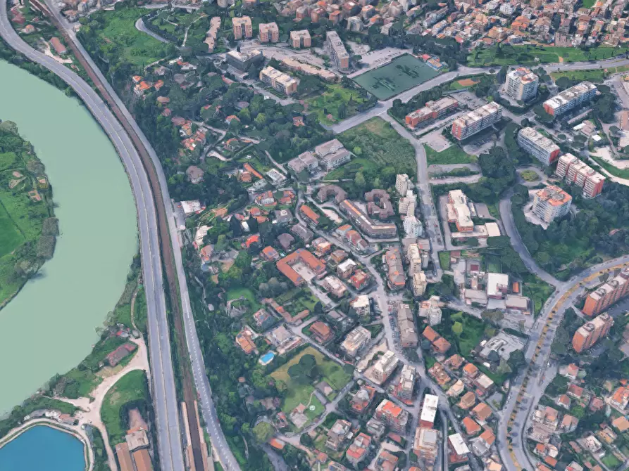 Immagine 5 di Appartamento in vendita  in Via Sirmione a Roma