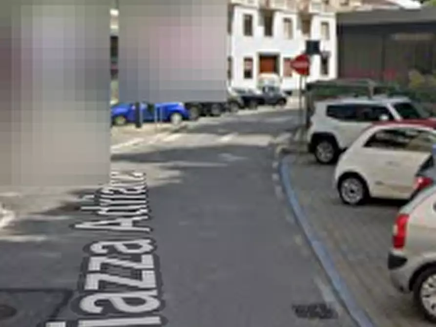 Immagine 3 di Garage in vendita  in Piazza Adriano  a Torino