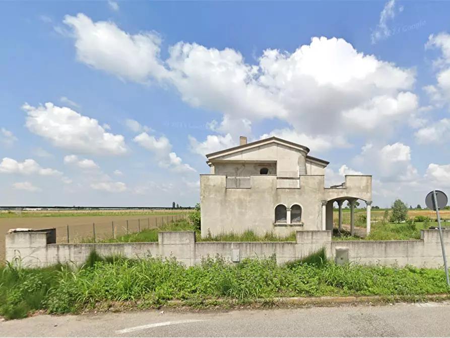 Immagine 16 di Villa in vendita  in Via Giacomo Leopardi a Giacciano Con Baruchella