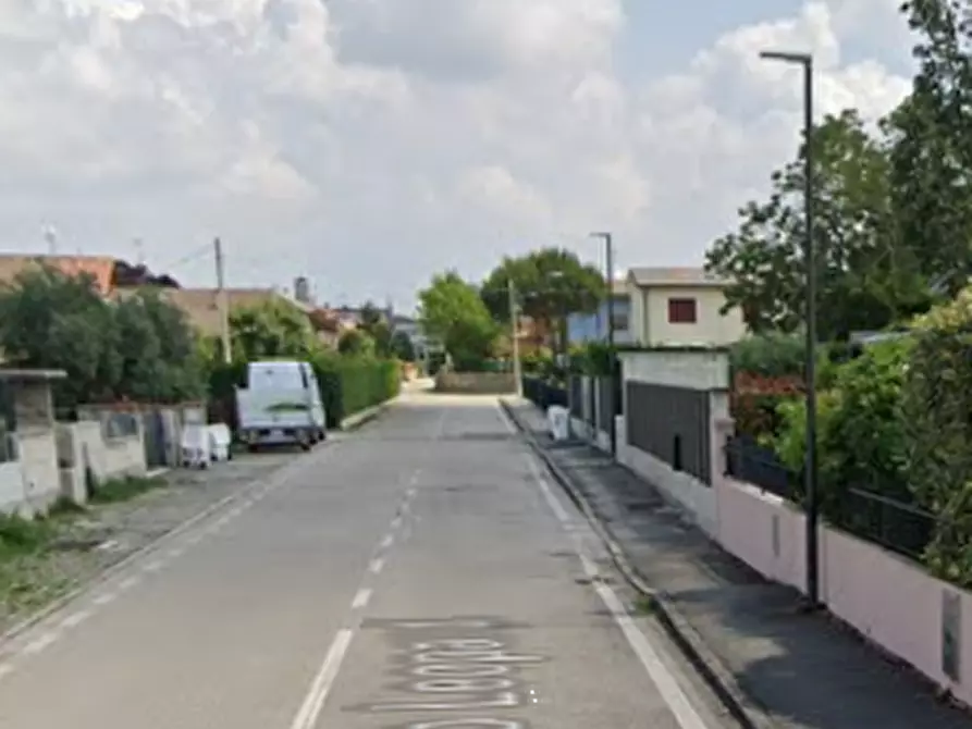 Immagine 22 di Villa in vendita  in Via Giacomo Leopardi a Giacciano Con Baruchella