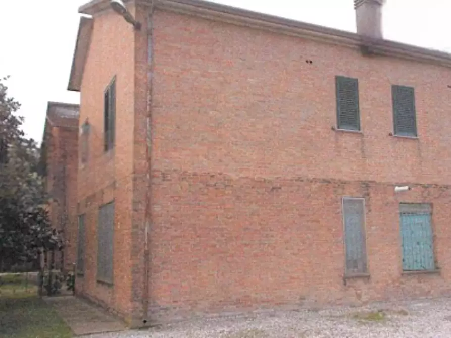 Immagine 1 di Porzione di casa in vendita  in Strada Jolanda Bonaglia a Jolanda Di Savoia