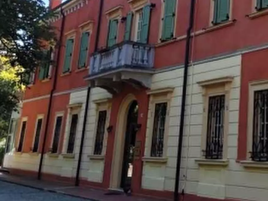 Immagine 11 di Stabile in vendita  in Via Frasbalda a Ferrara