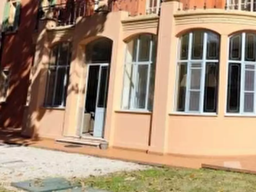 Immagine 15 di Stabile in vendita  in Via Frasbalda a Ferrara