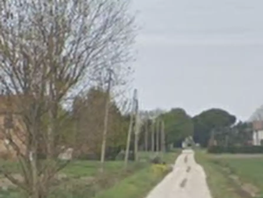 Immagine 22 di Stabile in vendita  in Via Frasbalda a Ferrara