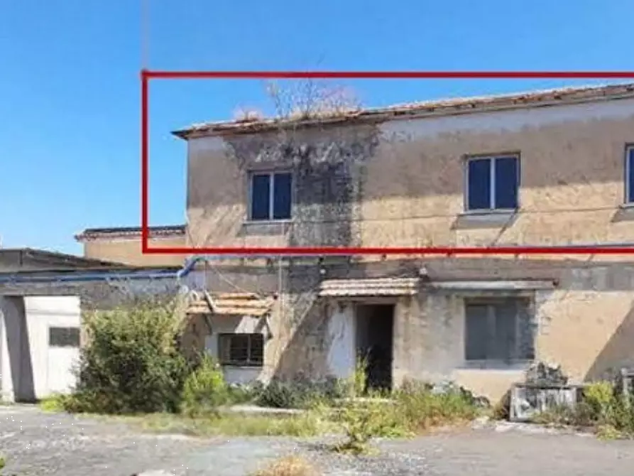 Immagine 2 di Capannone industriale in vendita  in Via dei Casali di San Sisto a Roma