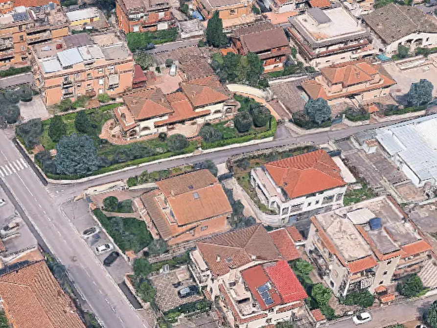 Immagine 14 di Appartamento in vendita  in Via Santa Cristina Gela a Roma