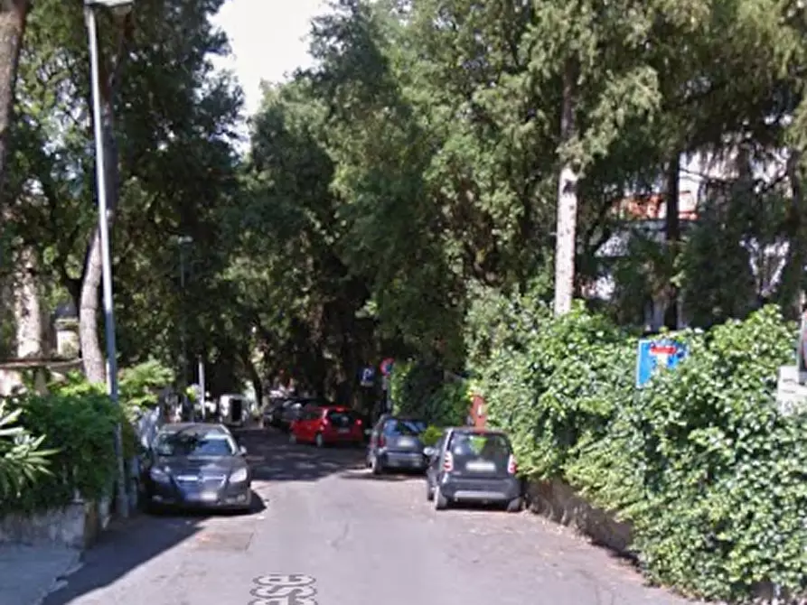 Immagine 10 di Appartamento in vendita  in Via Cavalese a Roma