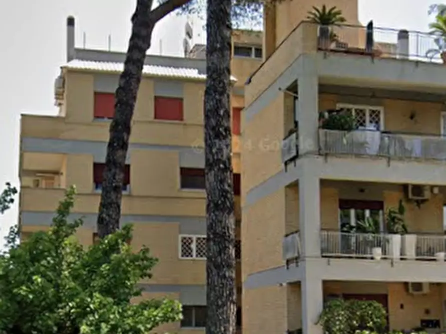 Immagine 1 di Appartamento in vendita  in Via Riccardo Zandonai a Roma