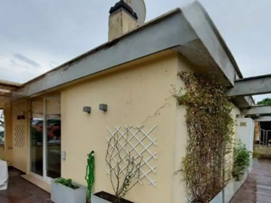 Immagine 14 di Appartamento in vendita  in Via Riccardo Zandonai a Roma