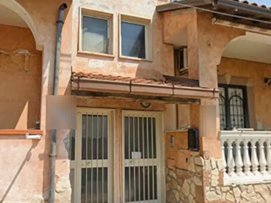 Immagine 14 di Appartamento in vendita  in Via Dei Mirabilis a Ardea