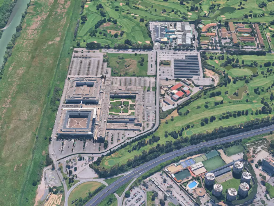 Immagine 9 di Capannone industriale in vendita  in Viale Parco de Medici a Roma